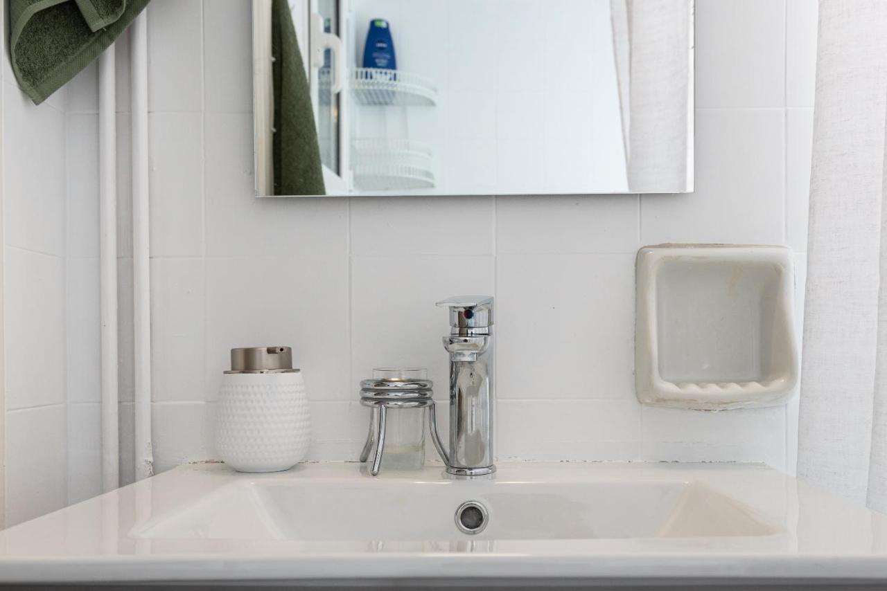 Loutraki Apartment Greek Open House Екстер'єр фото